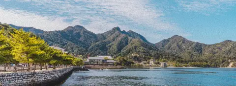 Paysage côtier de la mer intérieure de Seto au Japon