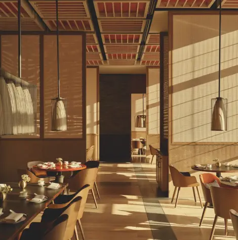 Dîner traditionnel servi dans un ryokan japonais, exemple d’expérience culinaire lors d'un voyage sur mesure organisé par Caramage, agence locale au Japon